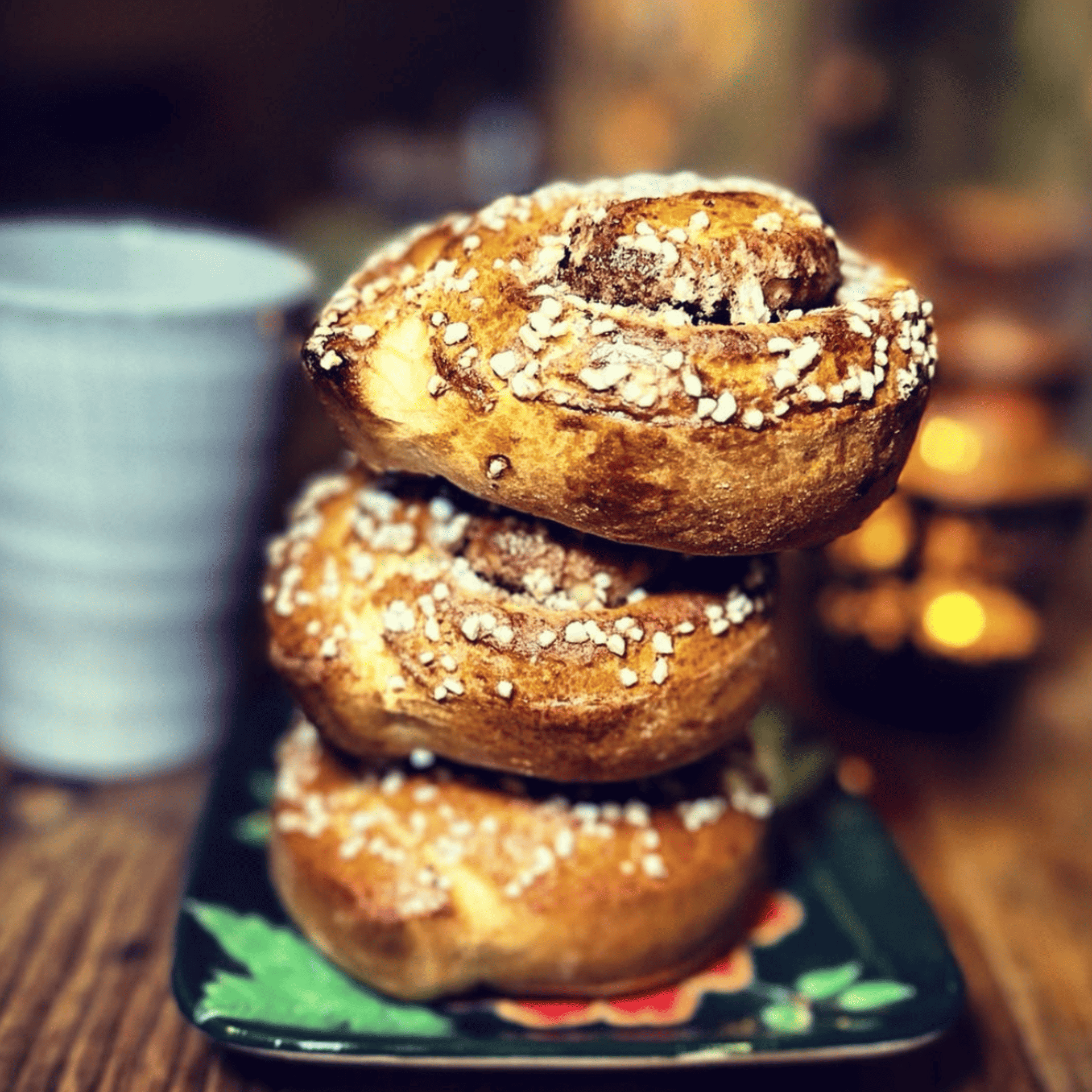 tre kanelbullar från Kullens Gårdscafé